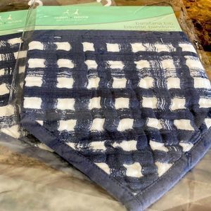4 NWT Aden & Anais blue bandana bibs quantity of 4  in original package